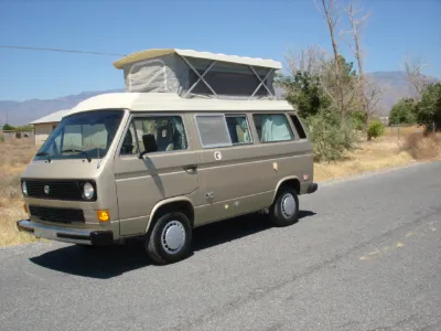 Beige VW Vanagon Westfalia